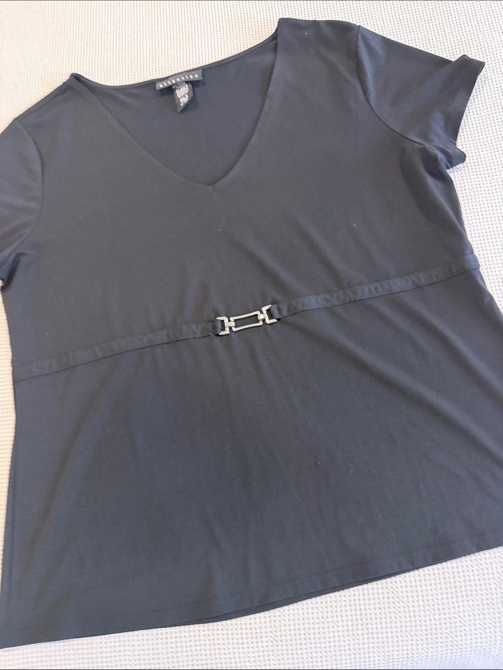 attention Black Short Sleeve V-Neck Top with Decorative Waist Buckle